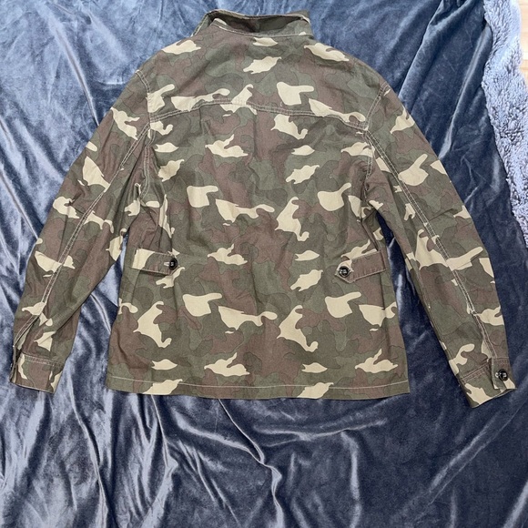 Divided / H&M Camo Utility Cargo Jacket Size 8 - Picture 6 of 7